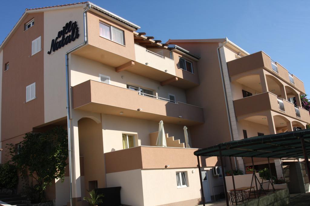 Apartments Villa Natali - Heating Pool Trogir Eksteriør billede