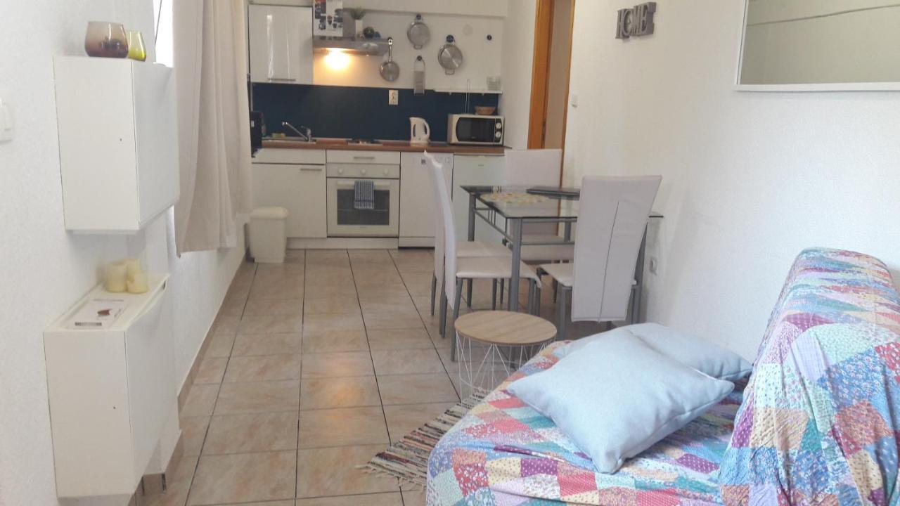 Apartments Villa Natali - Heating Pool Trogir Eksteriør billede