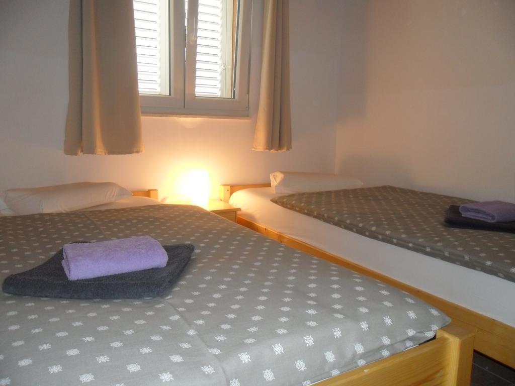 Apartments Villa Natali - Heating Pool Trogir Eksteriør billede